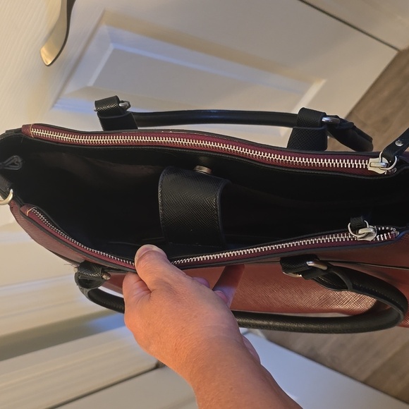 Jones New York Burgundy and Black Satchel EUC - Picture 2 of 9